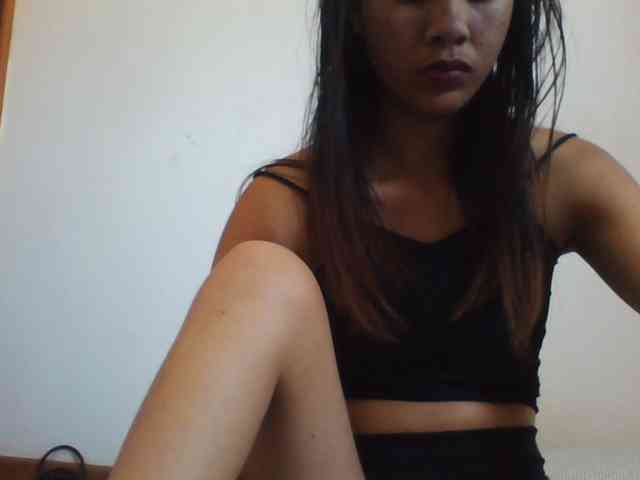 YoungLie69 webcam