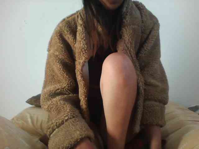 PrettyLie webcam