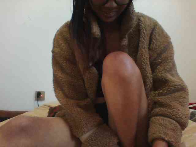 PrettyLie webcam