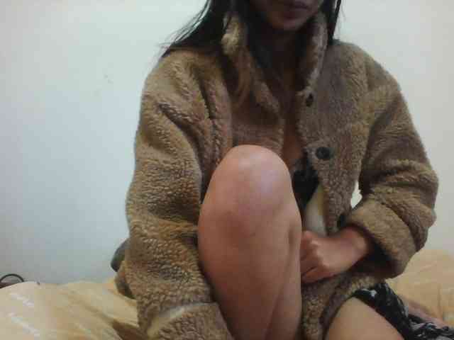PrettyLie webcam