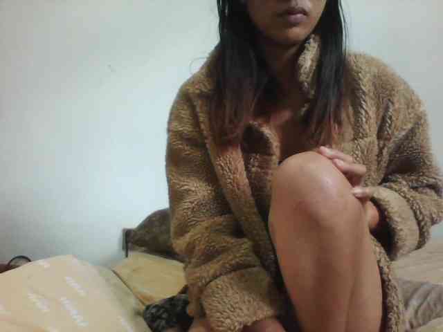 PrettyLie webcam