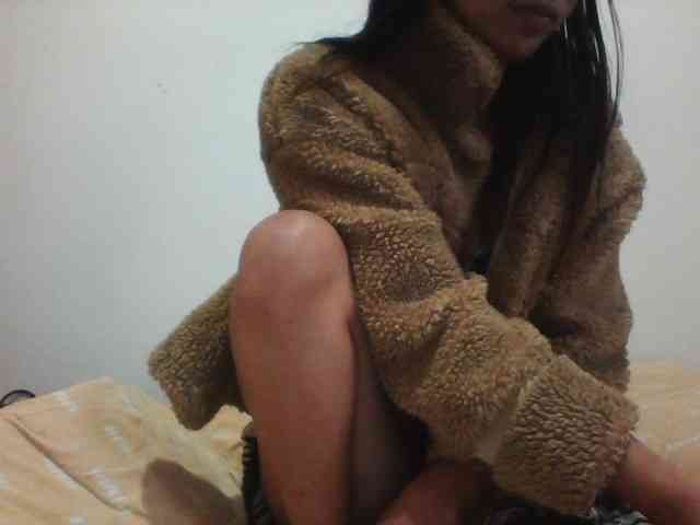 PrettyLie webcam