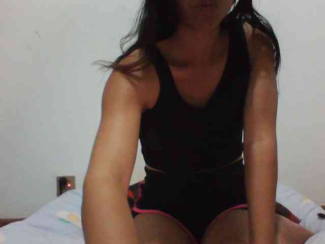 PrettyLie webcam