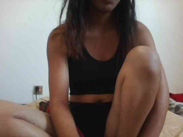 PrettyLie webcam