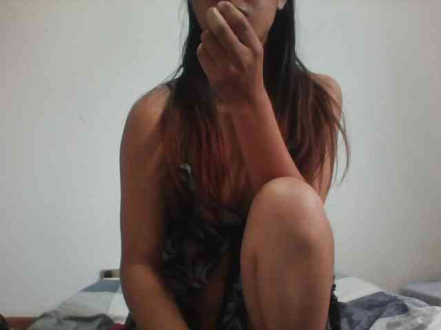 PrettyLie webcam