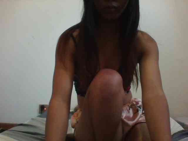 PrettyLie webcam