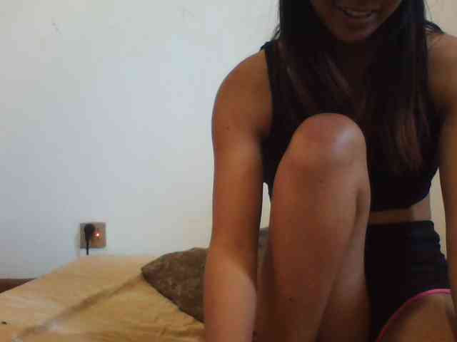 PrettyLie webcam