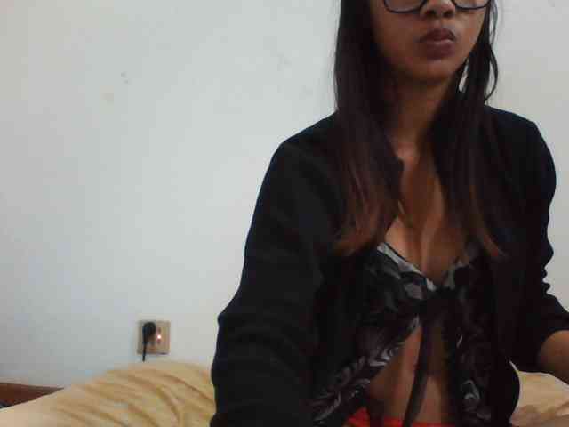 PrettyLie PrettyLie