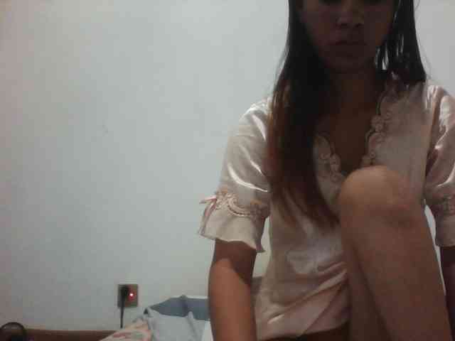 PrettyLie webcam