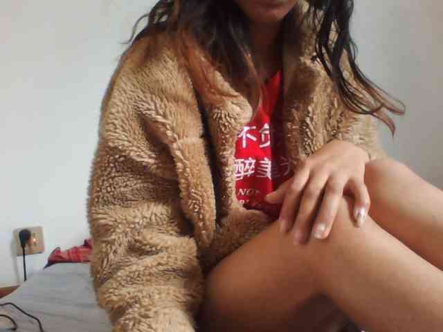YoungLie69 webcam