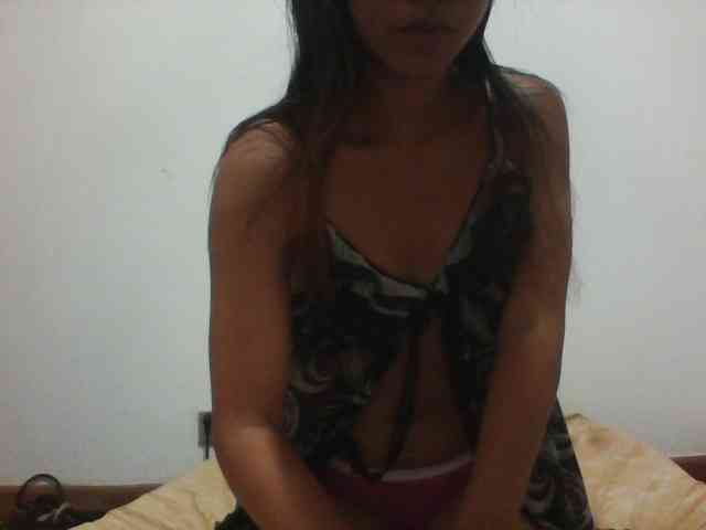 PrettyLie webcam