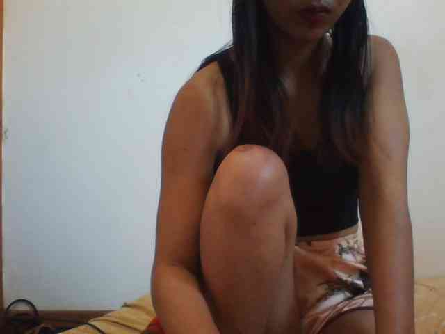 PrettyLie webcam