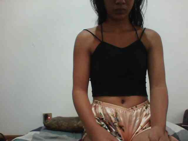 PrettyLie webcam