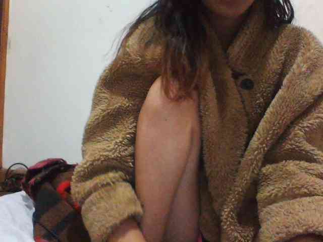 PrettyLie webcam