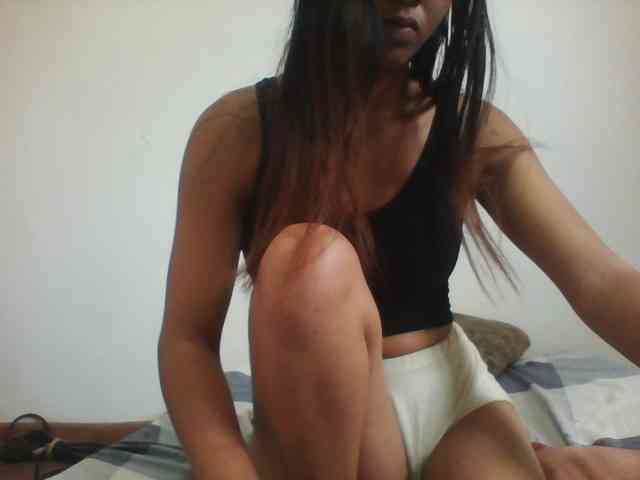 PrettyLie webcam
