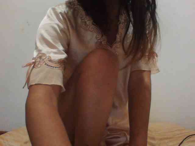 PrettyLie webcam