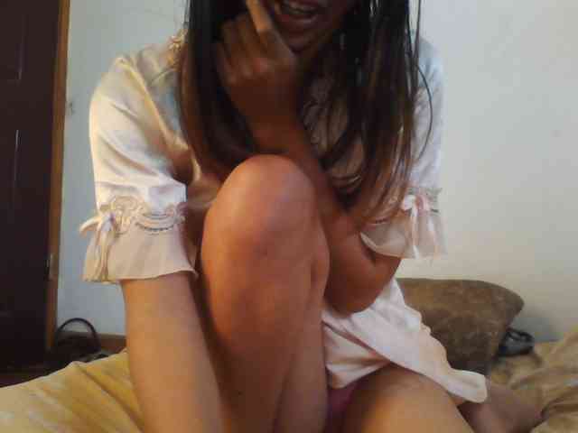 PrettyLie webcam