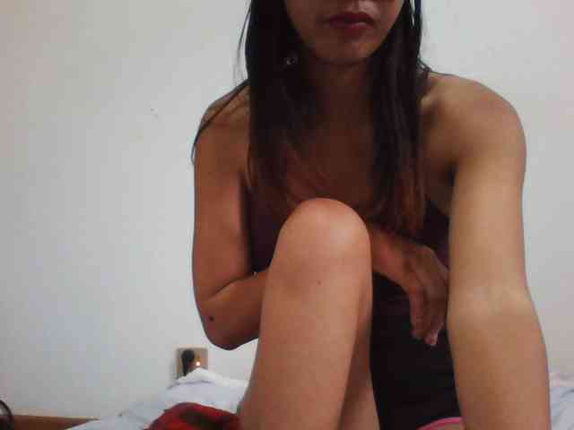 PrettyLie webcam