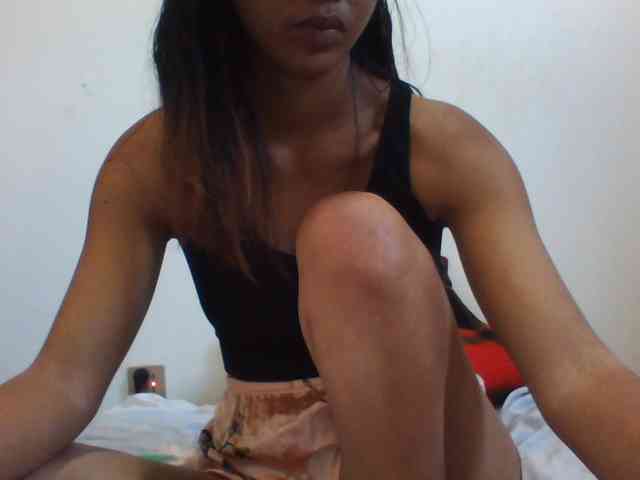 PrettyLie webcam