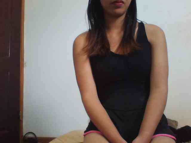 PrettyLie webcam