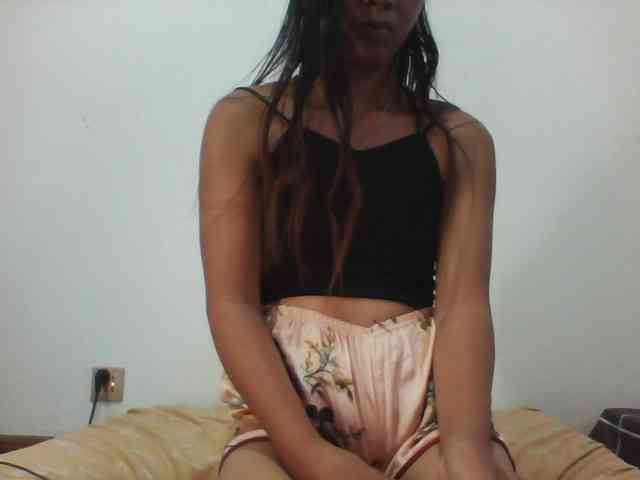 PrettyLie Live Webcam on BongaCams