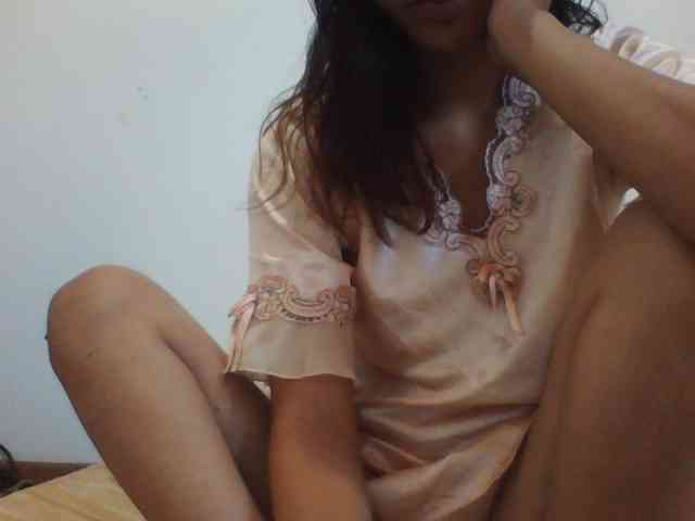 PrettyLie webcam