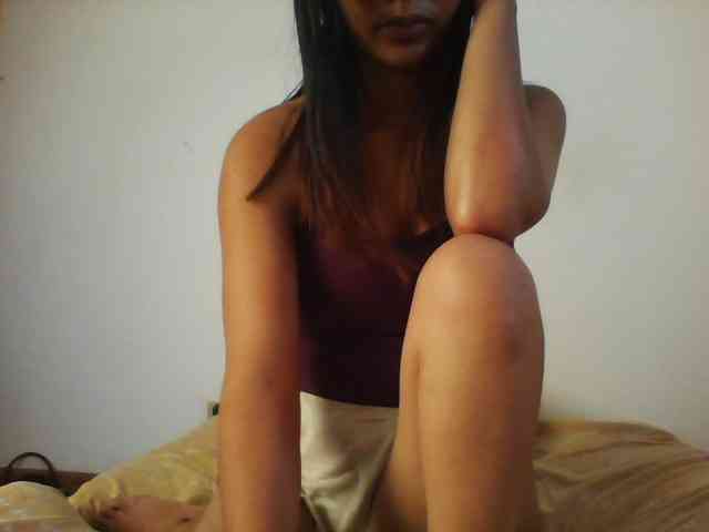 PrettyLie webcam