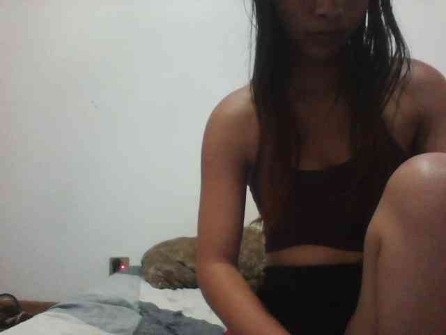PrettyLie webcam