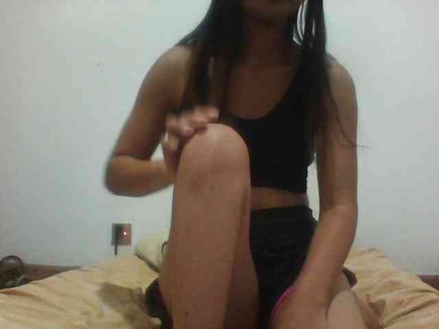 PrettyLie webcam