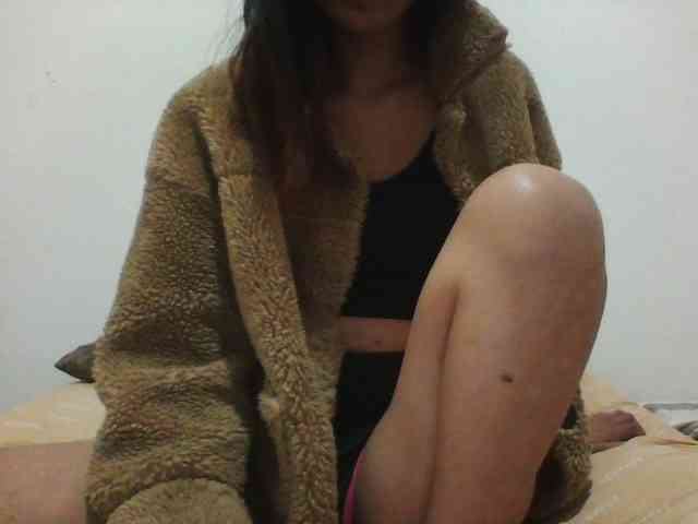 PrettyLie webcam