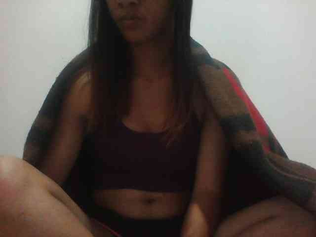 PrettyLie webcam