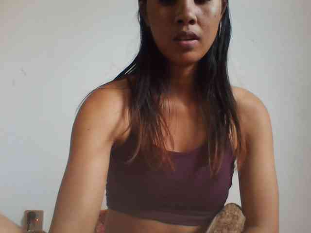 YoungLie69 webcam