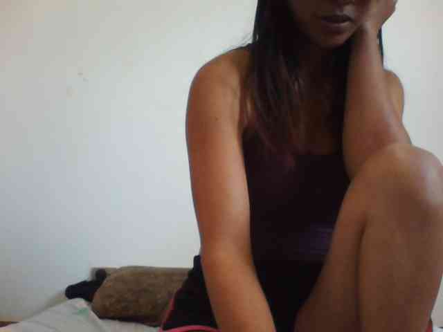 PrettyLie webcam