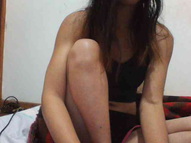 PrettyLie webcam