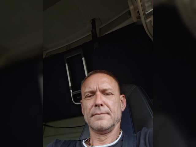 Vitali28 live cam