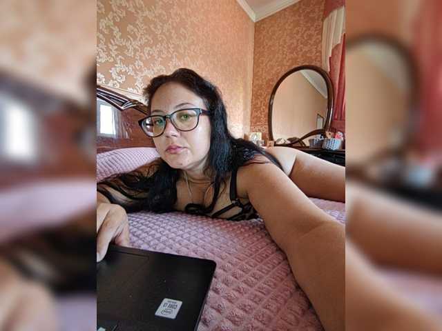 Polyk93 live cam on BongaCams