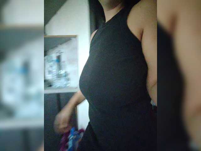 Polyk93 live cam on BongaCams