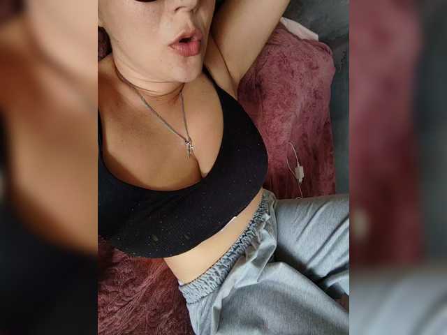 Polyk93 в эфире на BongaCams