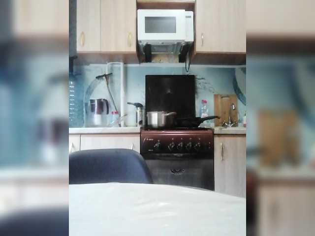 Polyk93 live webcam show