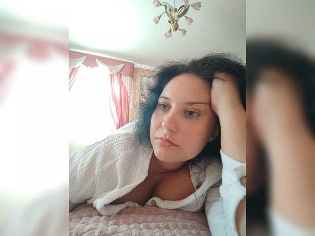 Polyk93 live webcam show
