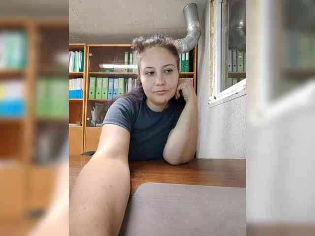 Polyk93 Live Webcam on BongaCams