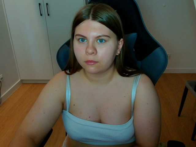 AbbyMint live cam on BongaCams