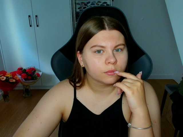 AbbyMint live webcam show