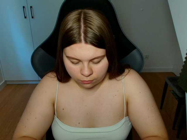 AbbyMint live webcam show