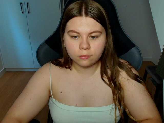AbbyMint live webcam show