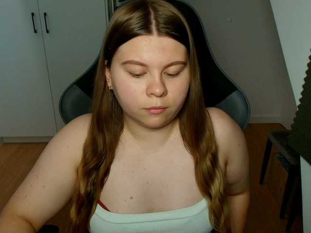 AbbyMint live webcam show