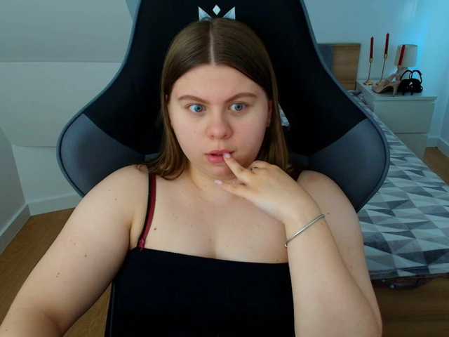 AbbyMint live cam on BongaCams