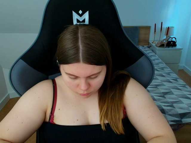 AbbyMint live cam on BongaCams