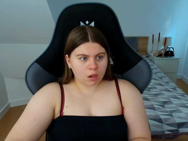 AbbyMint live cam on BongaCams