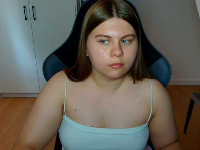 AbbyMint live cam on BongaCams